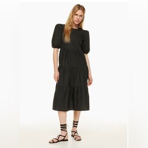 Aritzia Little Moon Delphi Poplin Dress